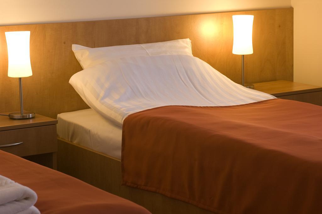 Frittmann Borhaz Bed & Breakfast Soltvadkert Oda fotoğraf