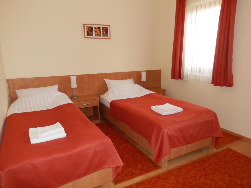 Frittmann Borhaz Bed & Breakfast Soltvadkert Oda fotoğraf