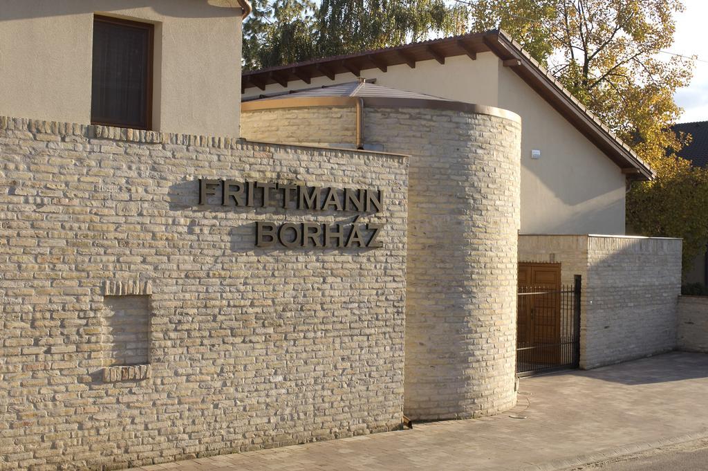 Frittmann Borhaz Bed & Breakfast Soltvadkert Dış mekan fotoğraf